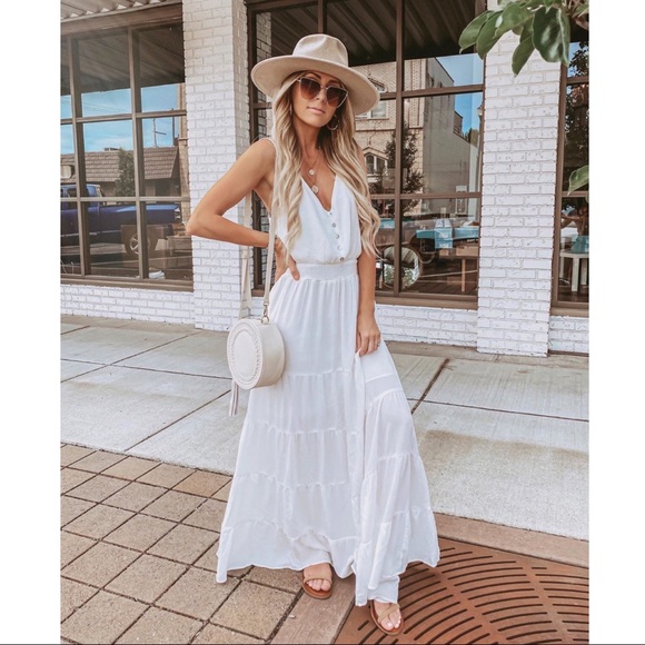 Dresses & Skirts - Elle Maxi Dress-White